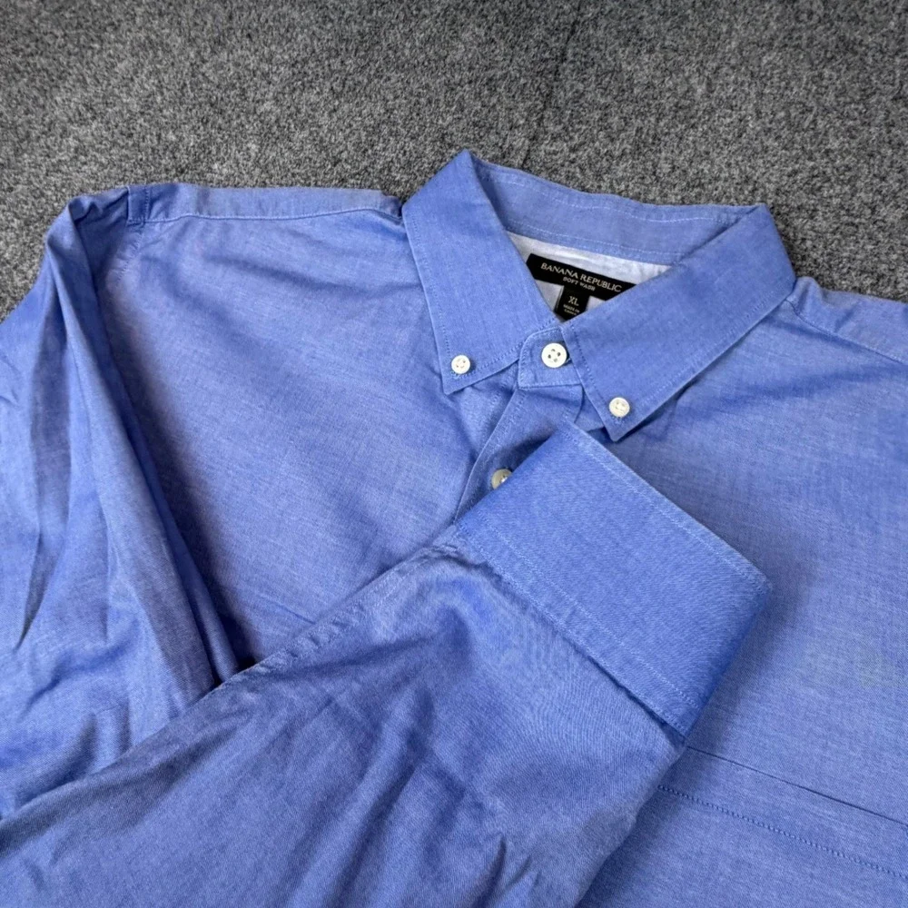 Banana Republic Soft Wash Mens Size XL Blue Button Down Long Sleeve Shirt Pocket